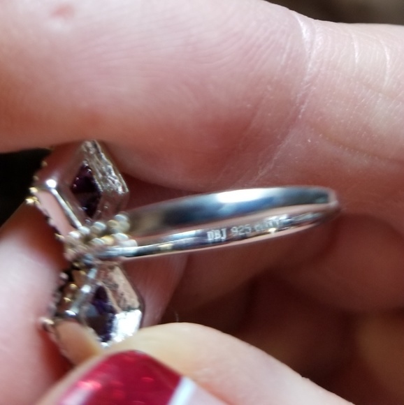 silver amyethyst and genuine diamond ring - Picture 6 of 6